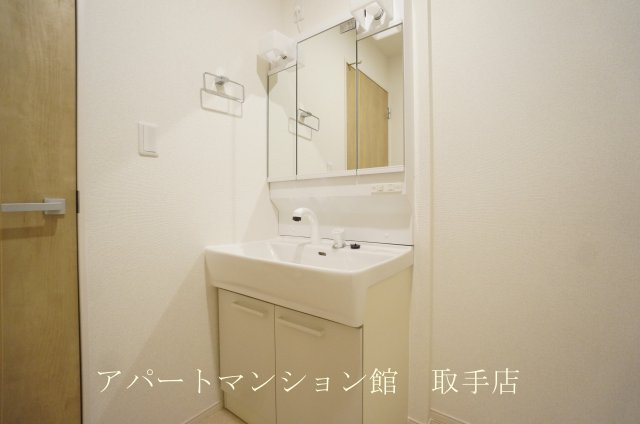 アザレアTⅢの洗面所