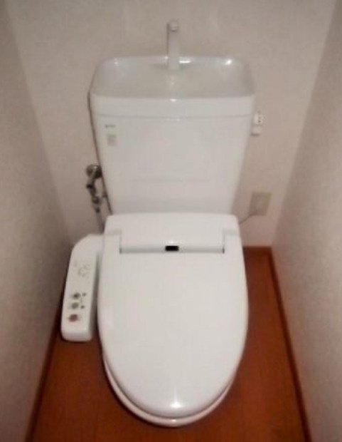 インポート久留米ルビーVのトイレ|ゆったりとした空間のトイレです