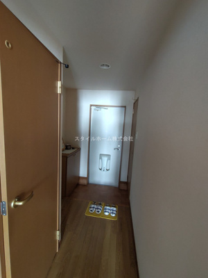 【玄関】 | クレア一本木 | 別部屋写真です。