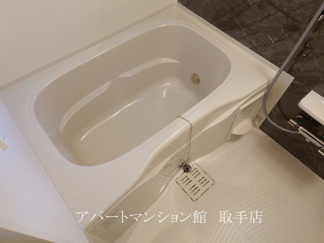 モデルノⅡの浴室