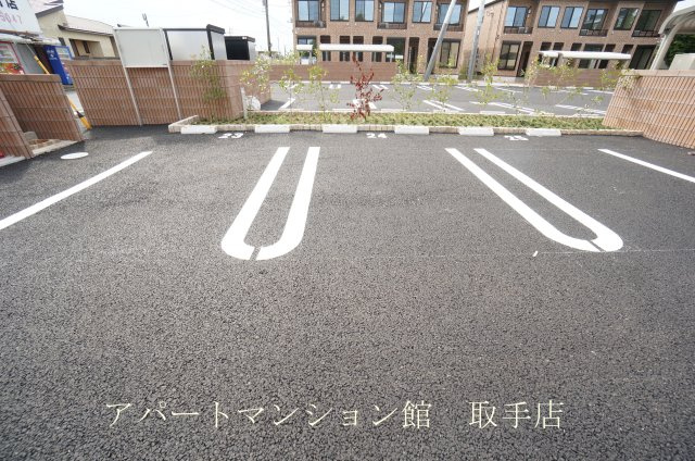 モデルノⅢの駐車場
