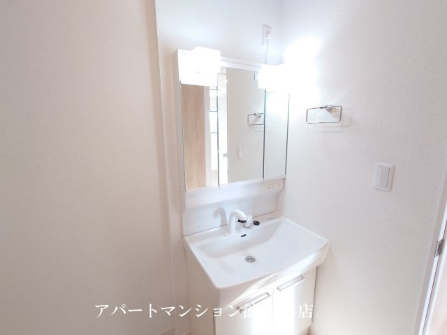 モデルノⅣの独立洗面台