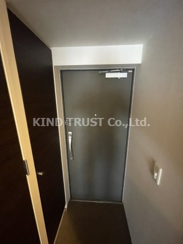 松ヶ枝町プライマリーワンの玄関|きれいな玄関です