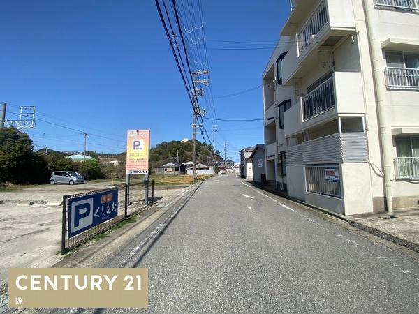 串本町鬮野川　土地の前面道路含む現地写真