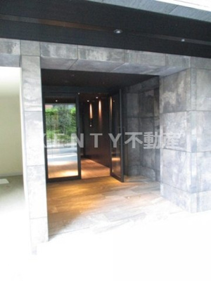 【エントランス】 | メイクスデザイン大森Ⅱ | ゆとりのあるエントランスです