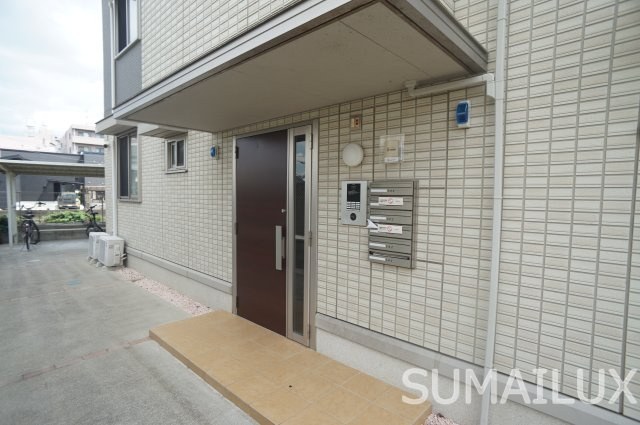 熊本市中央区内坪井町のアパートのロビー