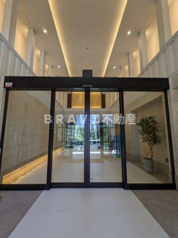 リバーガーデン上町一丁目 BRAVI不動産のエントランス|【リバーガーデン上町一丁目】