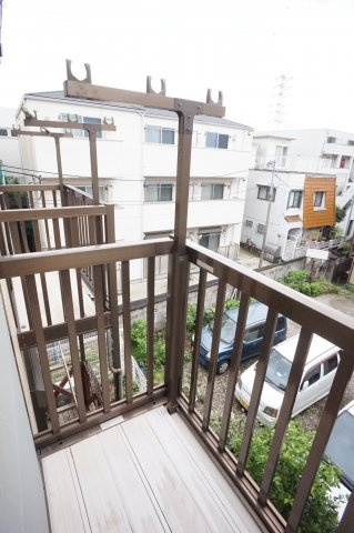 船橋市前原西２丁目のアパートのバルコニー
