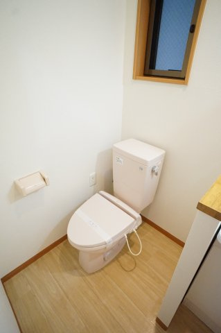 船橋市前原西２丁目のアパートのトイレ