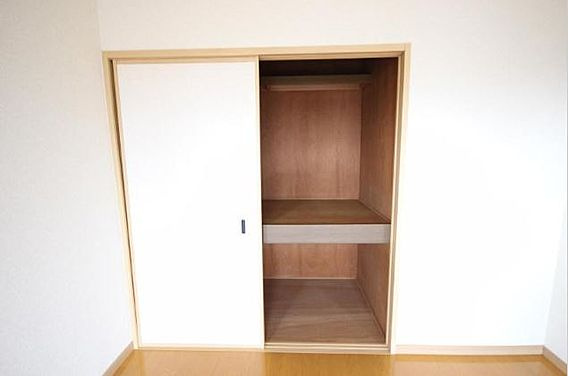 ハイネスコーポの収納