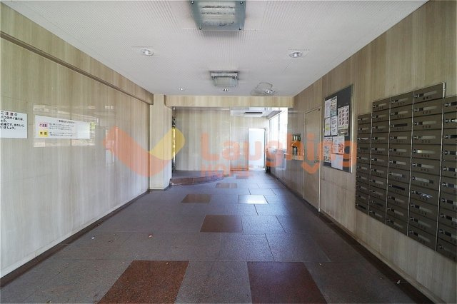 ハイラーク花畑駅前