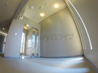 【エントランス】