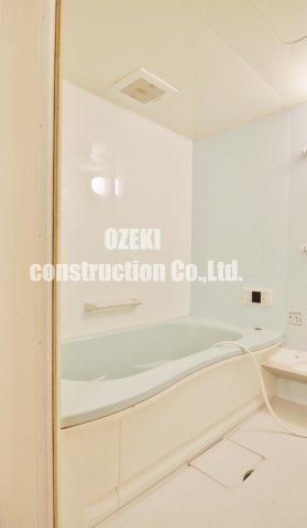 レイク藤和 Aの浴室