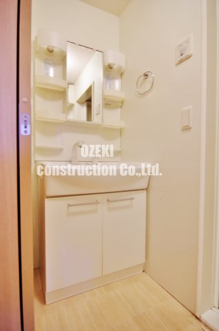 レイク藤和 Aの独立洗面台