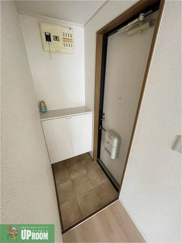 サニーヒルズ坂巻の玄関