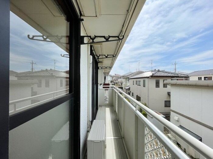 メゾンクレール四番館のバルコニー