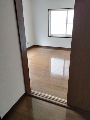 GINZA　R　昭和町の居間・リビング