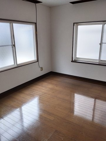 GINZA　R　昭和町の居間・リビング