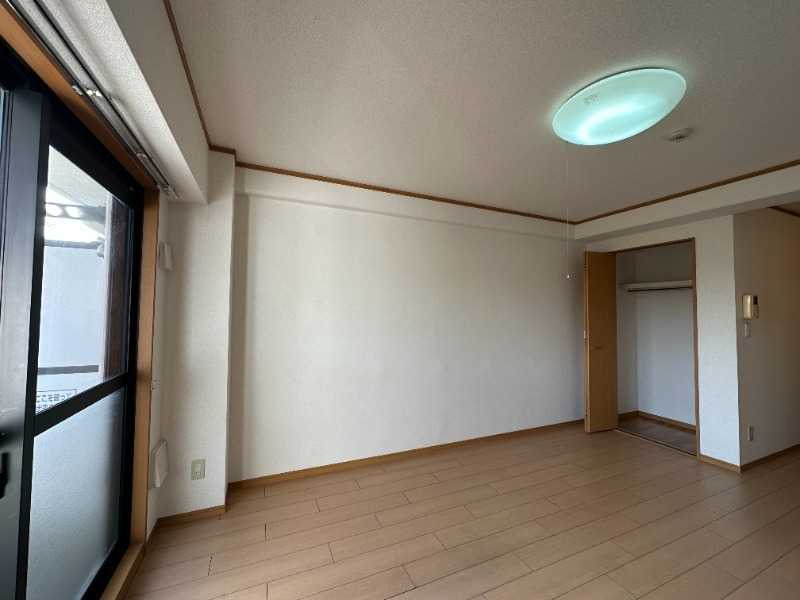 アルファマの収納
