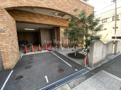 【エントランス】 | シャルマンフジ阿波座ウエスト | エントランスにはオートロックがあり安心です！