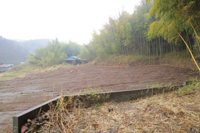 【外観】 | 土地の面積＝住宅面積ではありません。建ぺい率の問題などで、土地のある場所によって住宅を建てられる面積は限られています。高さもしかり、「土地」という言葉の中には、建築条件も含まれると考えておきましょう。
