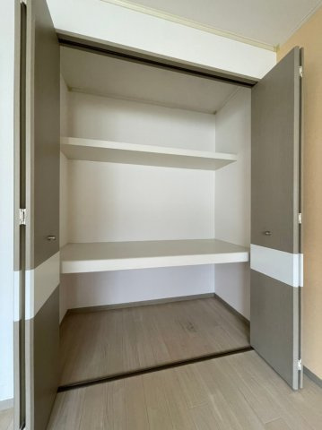 エクセレント松下の収納