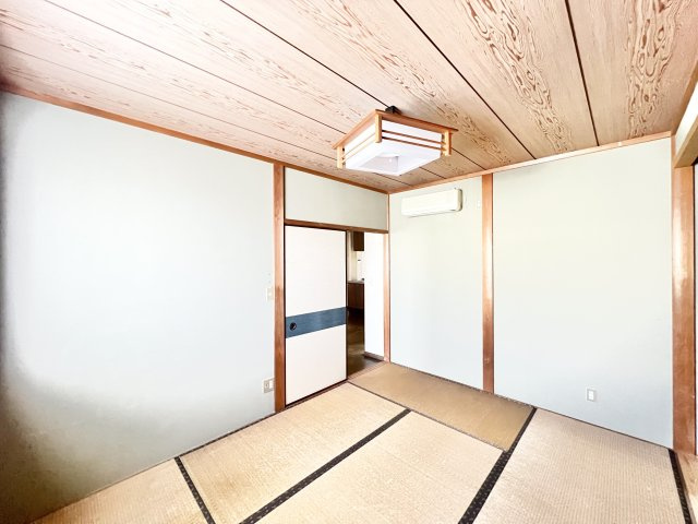 杉山ビルの和室