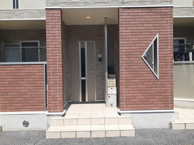 【エントランス】 | リバーサイド平塚B