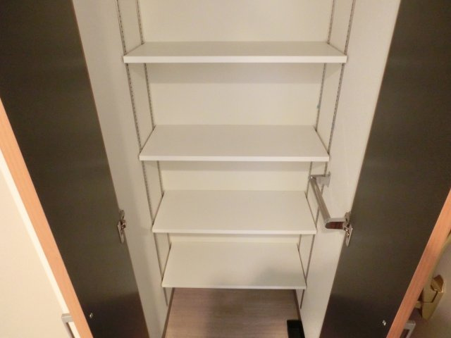 SunSunなんば弐番館の玄関