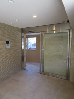 【エントランス】