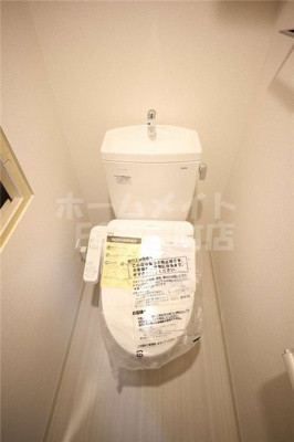 【トイレ】 | プレサンスOSAKA DOMECITYビーツ | 落ち着いた色調のトイレです