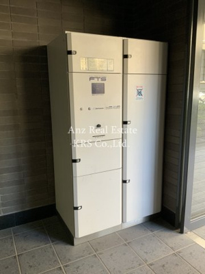 【その他共用部分】 | レジディア京町堀 | 大切な荷物の受け取りに便利な宅配ボックス設置！
