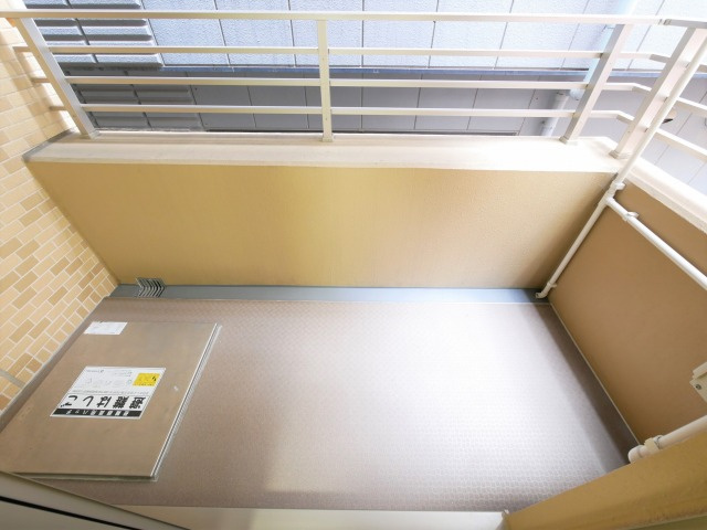 フォレステージュ北堀江のバルコニー