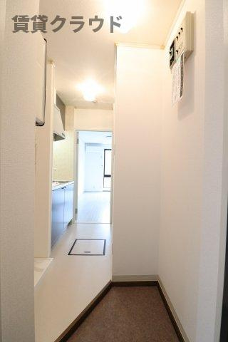 東亜ハーモニー蘇我の玄関|シンプルで使いやすい玄関です