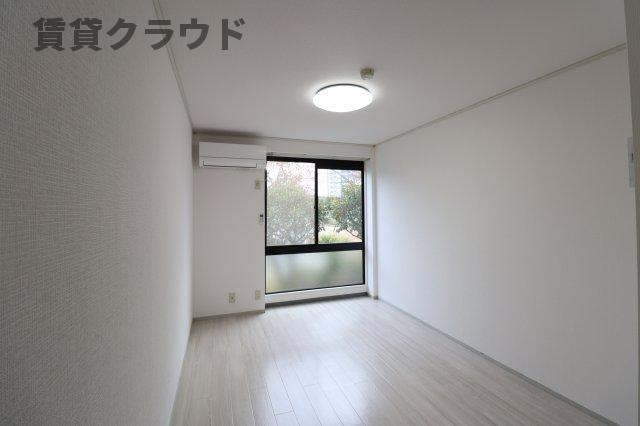 東亜ハーモニー蘇我の居間・リビング|使いやすい居間です