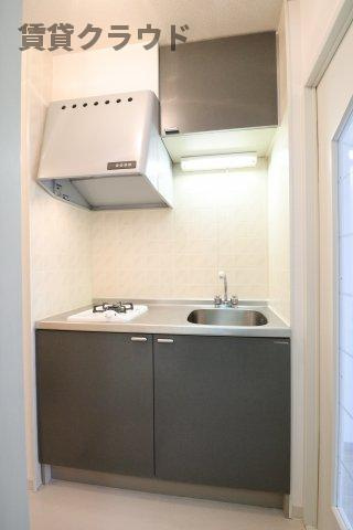 東亜ハーモニー蘇我のキッチン|1口コンロ付きで調理スペースもありますね！
