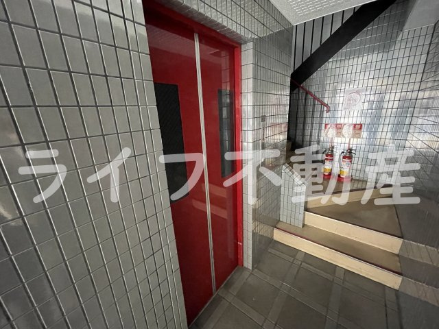 アペックスハイツ・ユニのエントランス|清潔なエントランスです