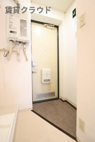 東亜ハーモニー蘇我の玄関|落ち着いた玄関です