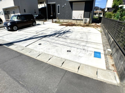 【駐車場】 | リーブルファイン坂左右町 | 駐車場があるので、車を買う予定の方も安心です