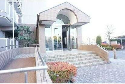 【エントランス】 | コーポレート中央林間２号棟(コーポレートチュウオウリンカンニゴウトウ)