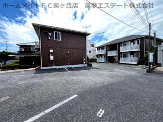 【駐車場】