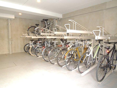 【その他共用部分】 | カスタリア武蔵小杉 | 駐輪場