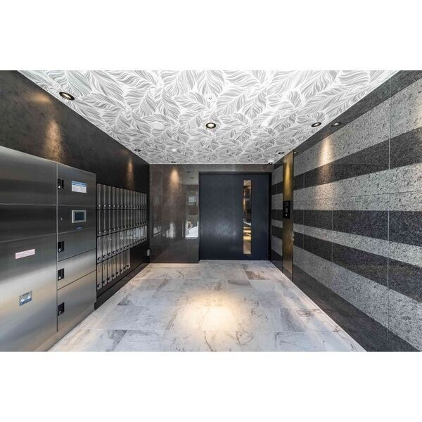 S-RESIDENCE鶴舞駅前のロビー