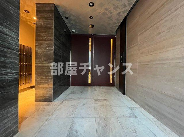 エス・キュート 丸の内のエントランス