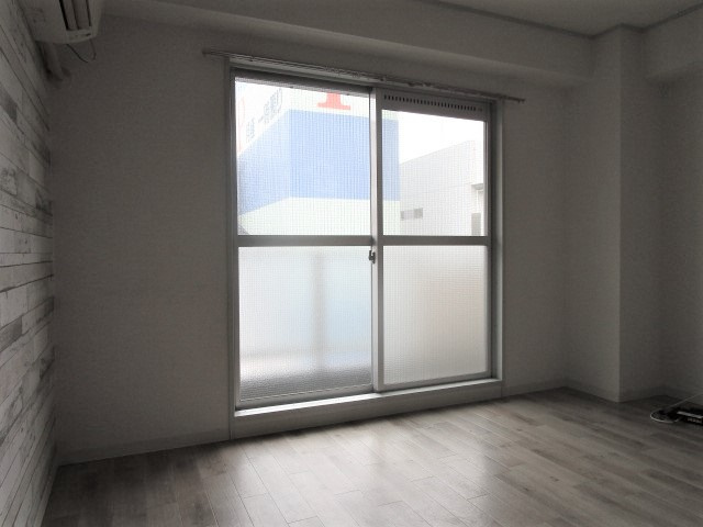 大阪市淀川区十三東１丁目の賃貸マンションの洋室