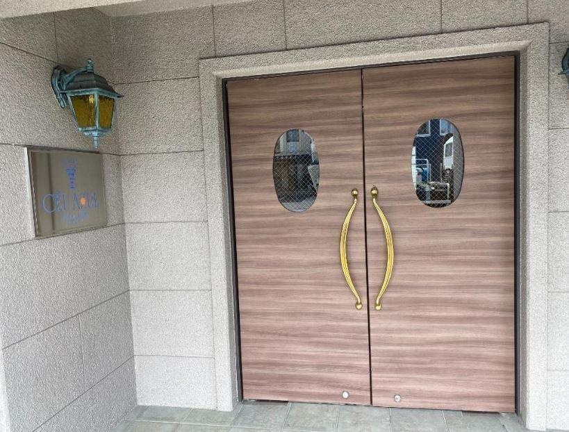 プロパレス門真セウアズールのエントランス|エントランス
■物件内覧・資金計画相談・住宅ローン相談、リフォーム相談、お問合せ受付中■
※当日・翌日のご内覧、ご相談はお電話でのお問合せがスムーズです！