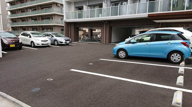 【駐車場】ＬａＳａｎｔｅ榴岡公園
