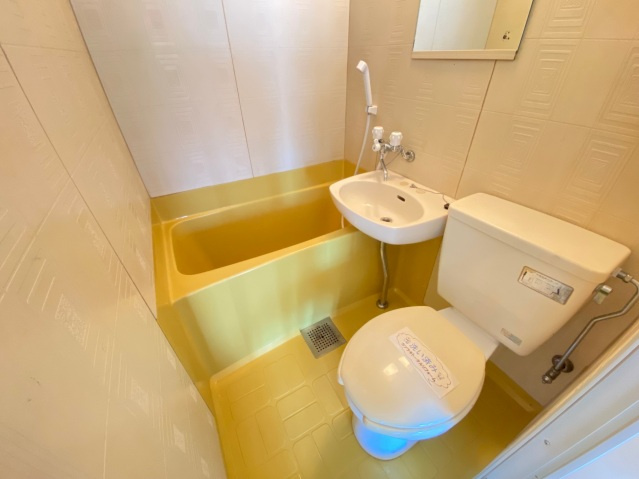 【洗面所】 | ロイヤル柏原