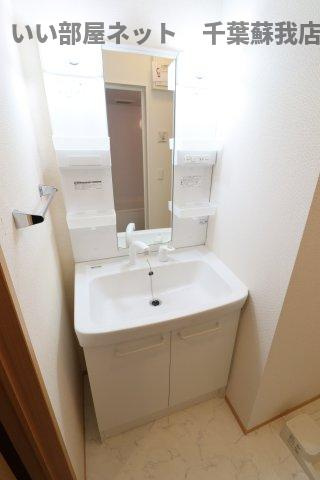 ガーデンハイツ・モッコクの洗面所|脱衣スペースもあります