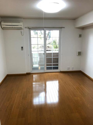 【居間・リビング】 | ヒルハウスB